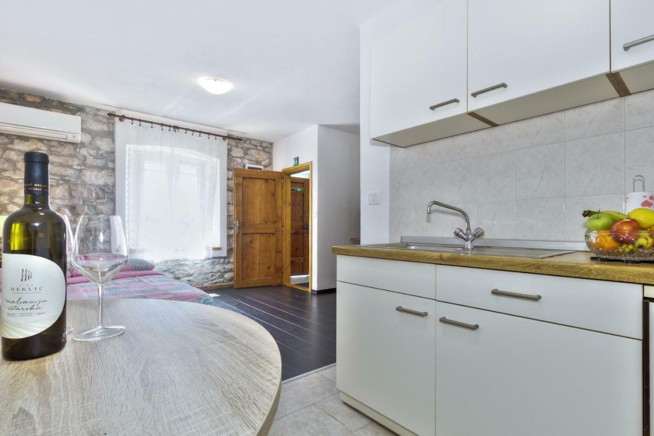 Anna Apartment *